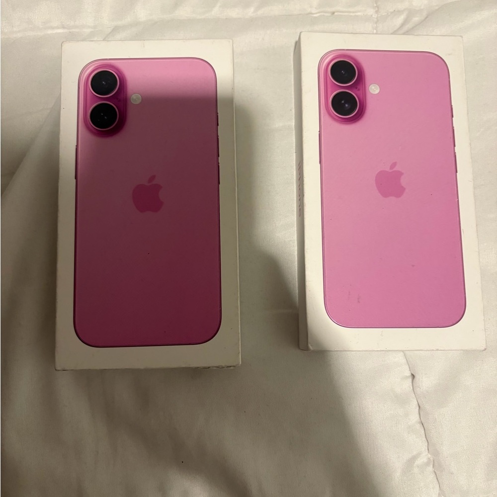 Apple iPhone in Pink empty boxes